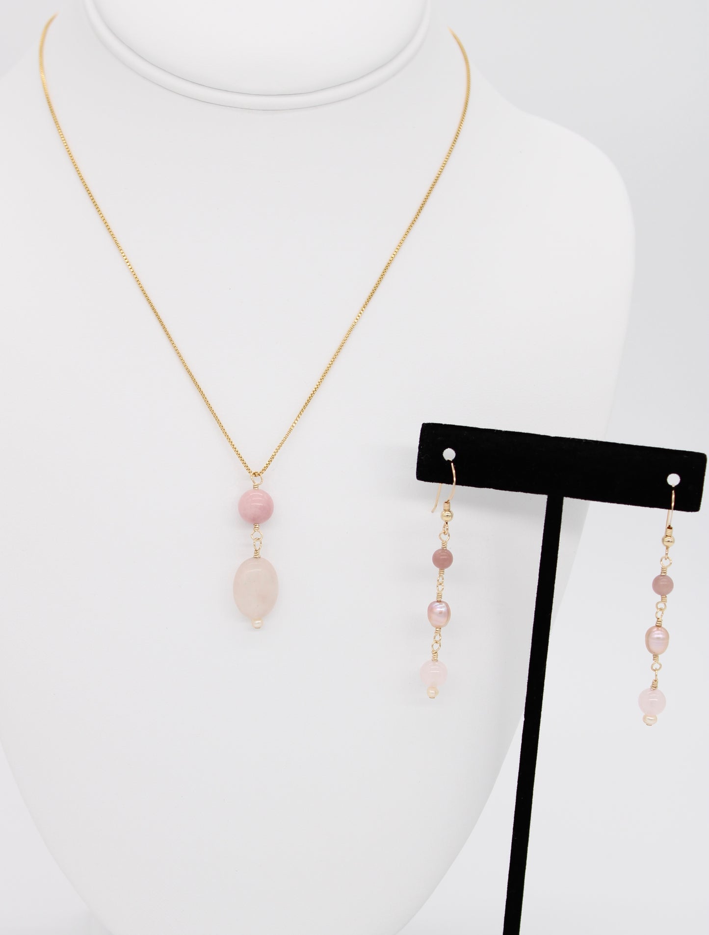 Pink Pearl Set (Earrings & Necklace)