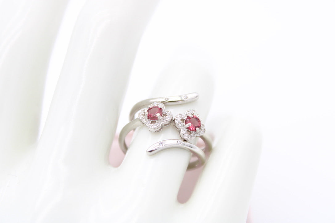 Stackable Tourmaline Clover Ring