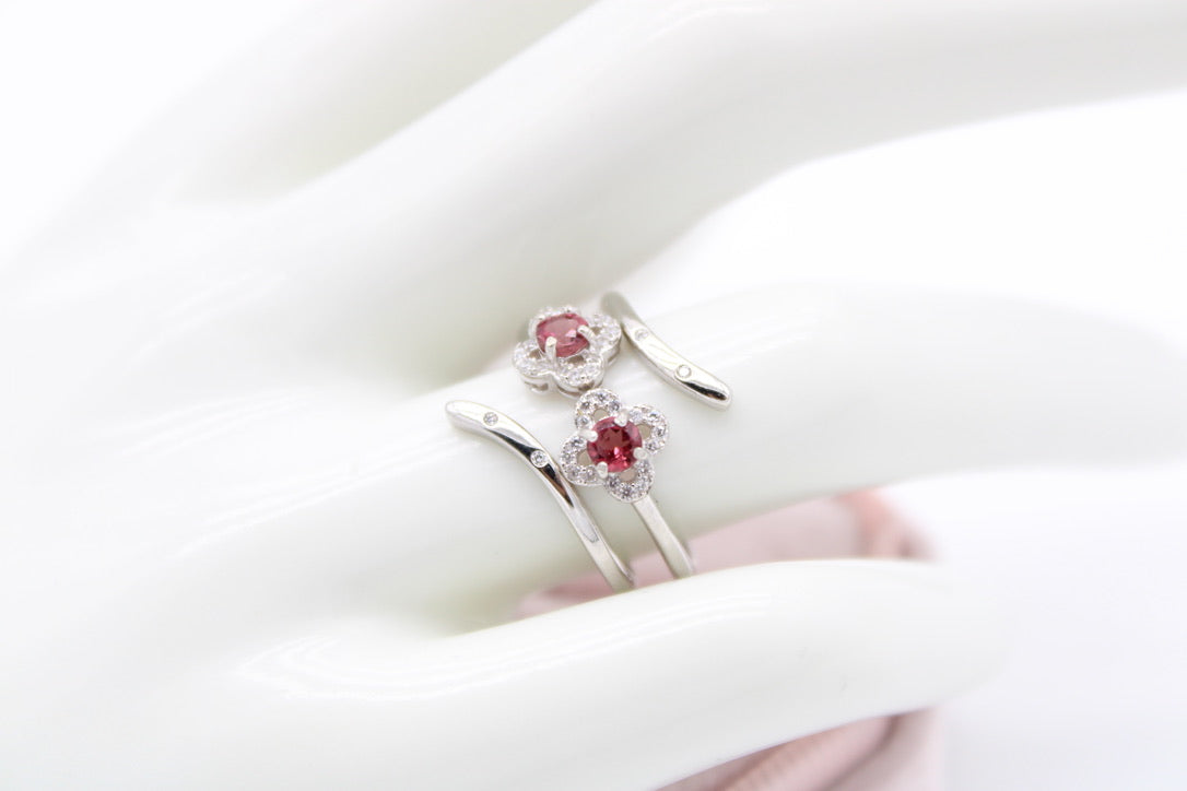 Stackable Tourmaline Clover Ring