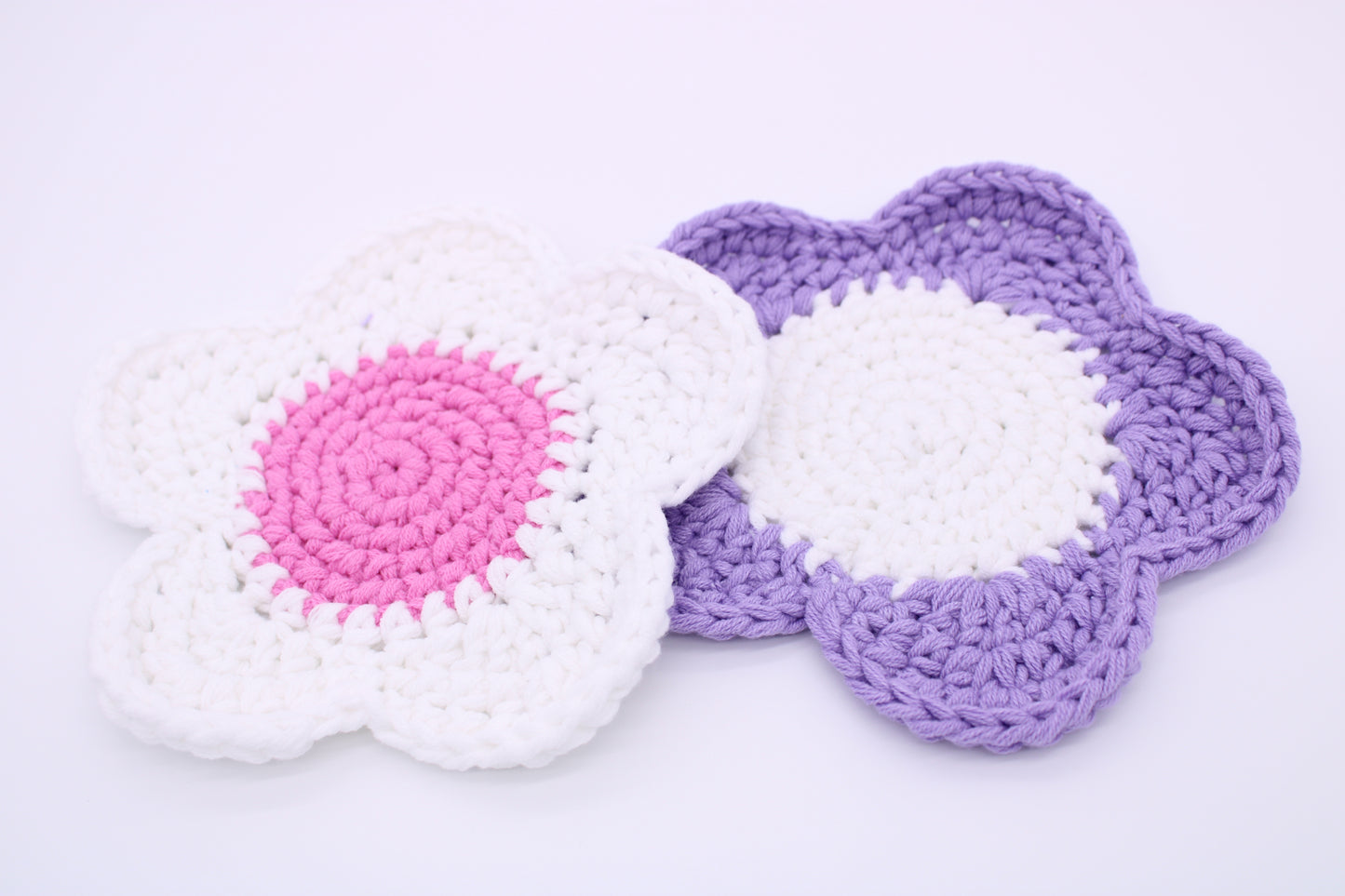 White/Pink Flower Coaster