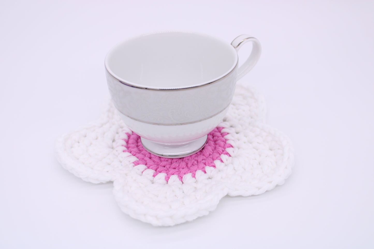 White/Pink Flower Coaster