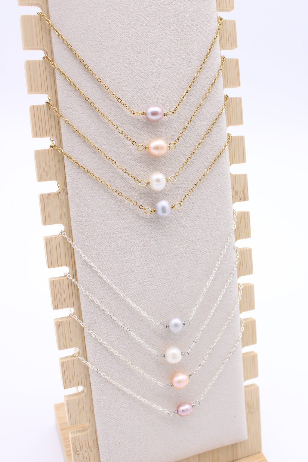 Solitaire Pearl Necklace