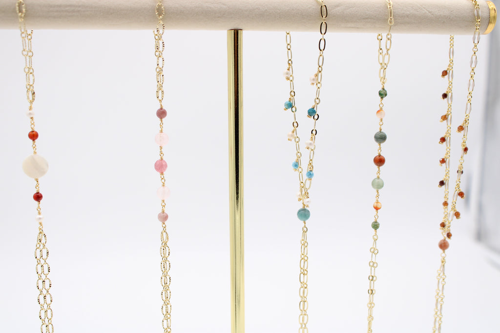 Amaryllis HandChain