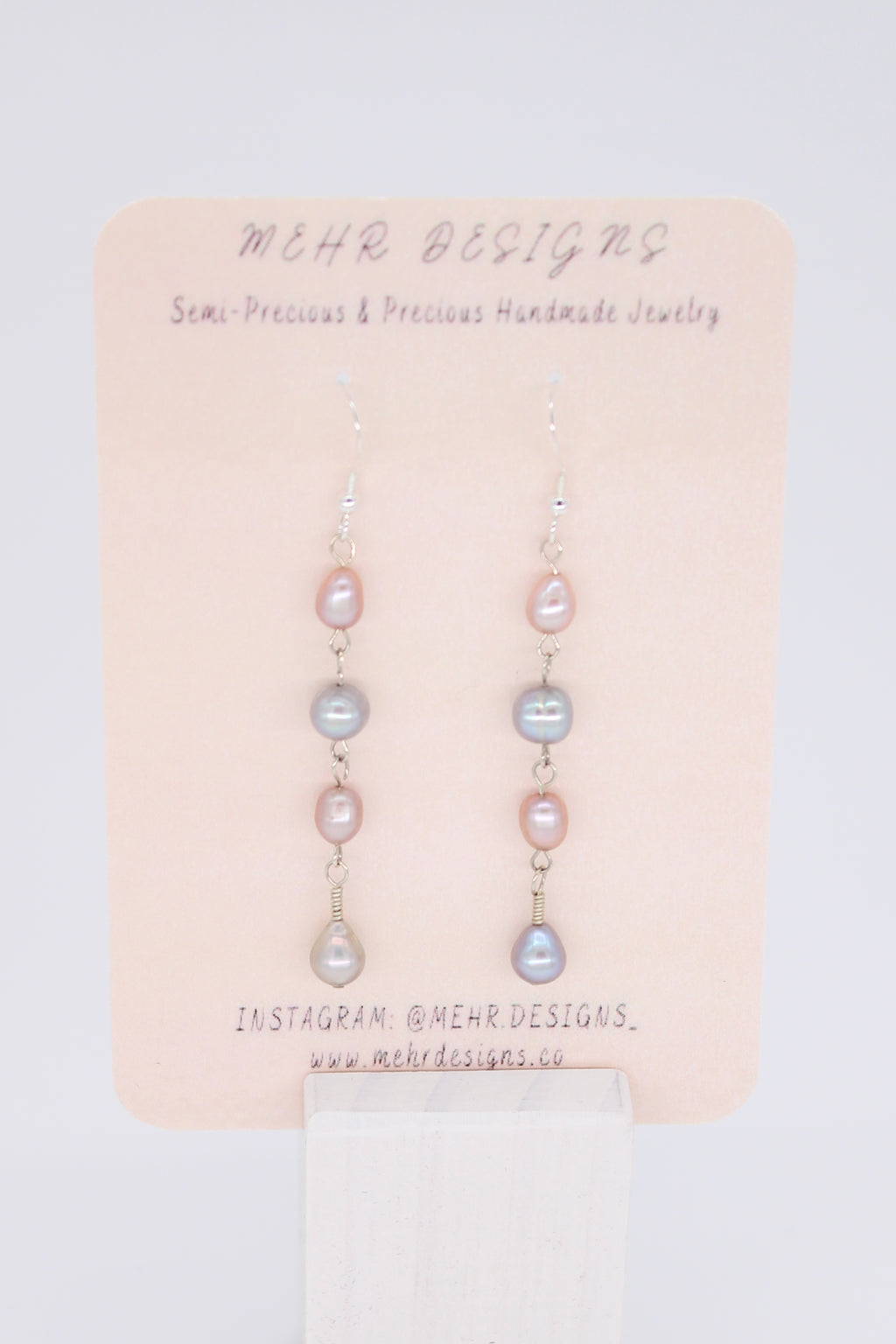 Luna Pearl Earrings